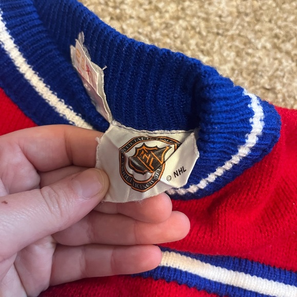 RARE Montreal Canadians Sweater - Picture 4 of 5